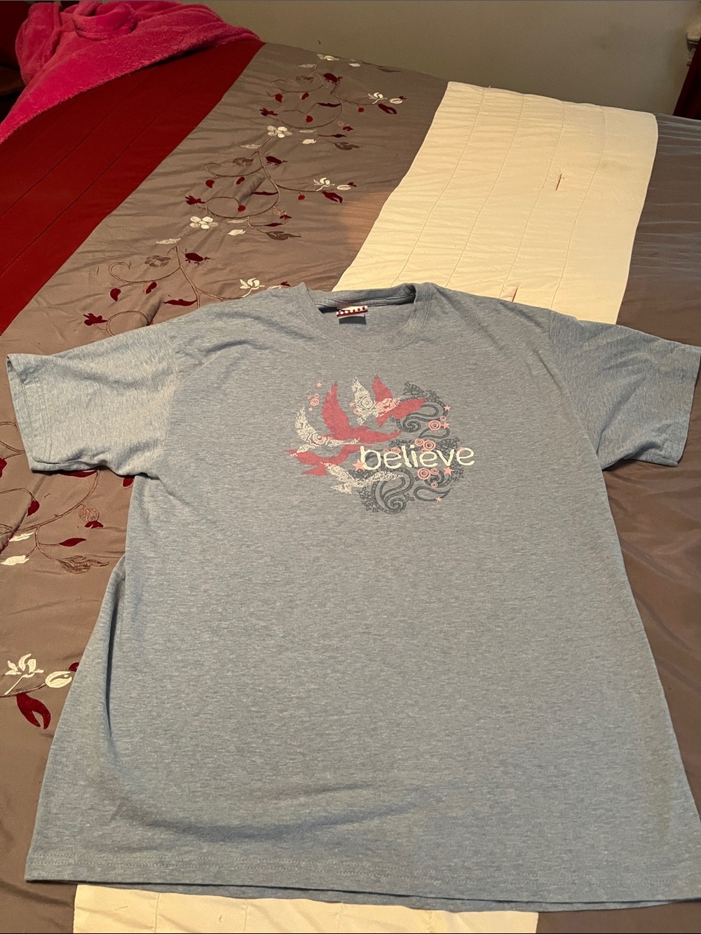Believe Graphic Tee - ladies T-Shirt